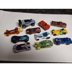 Hot Wheels 2004-2009 Mfg year - 4 without a year stamp Separated by year photos